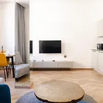 Mirage Daire Brno