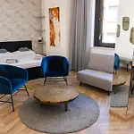 Mirage Daire